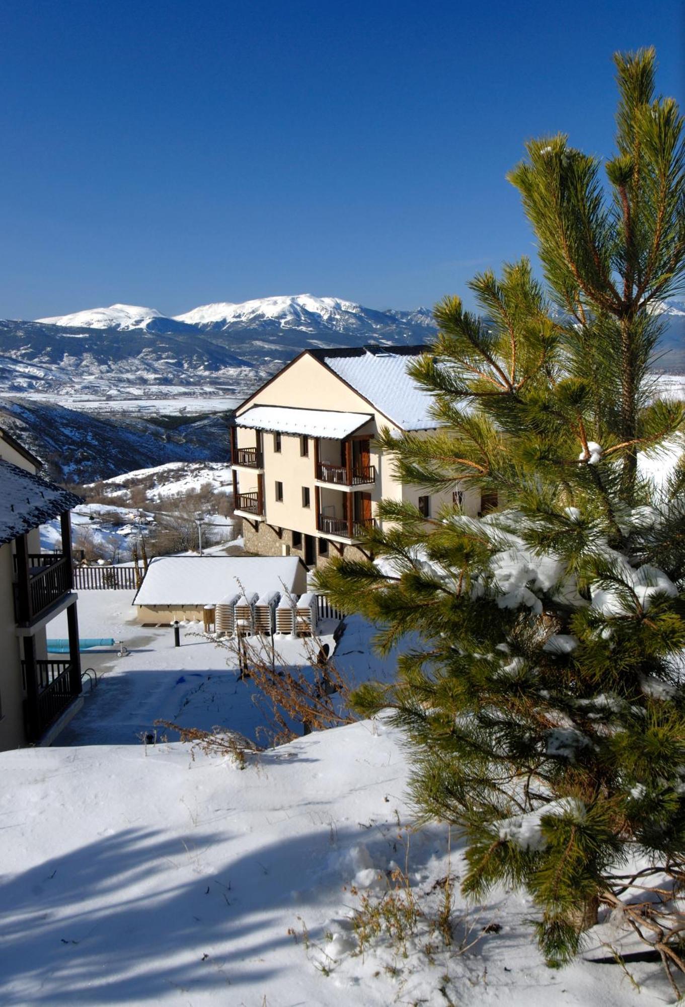 Résidence Odalys Mille Soleils Font-Romeu-Odeillo-Via Esterno foto